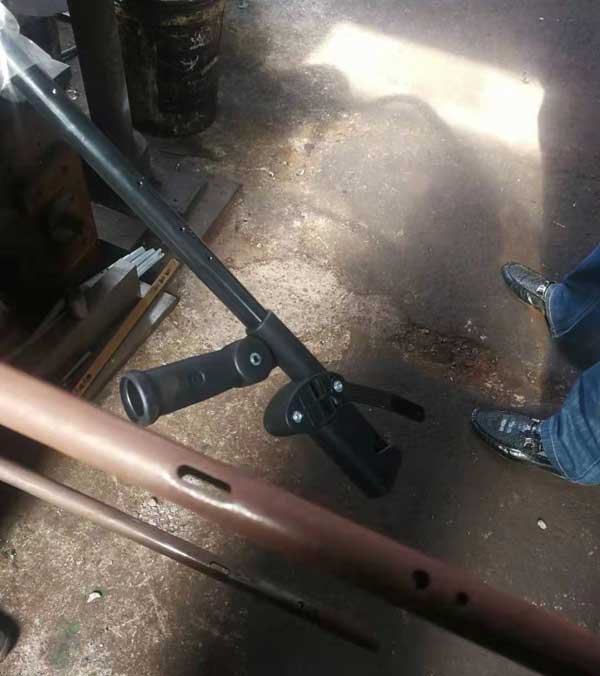 童車車把沖孔樣件