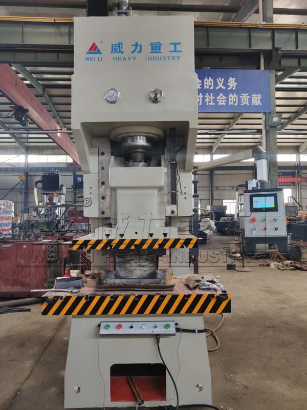 YWH21-200T液壓沖床