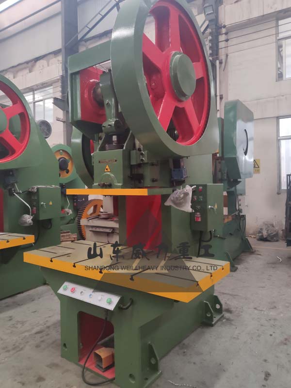 80噸大臺面沖床