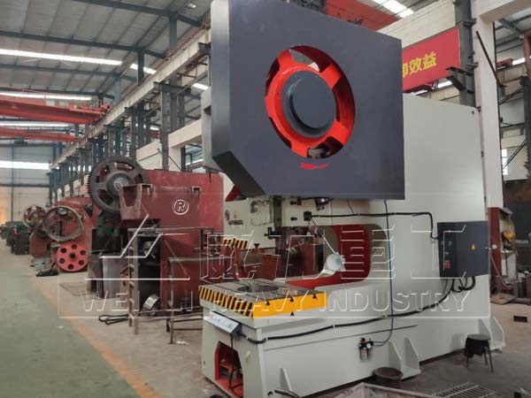 鋼板焊接深喉口沖床圖片